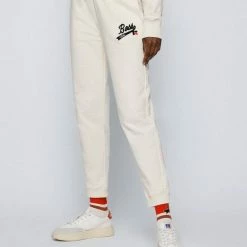 Boss Jogginghose »X RUSSELL ATHLETIC Jogginghose C_Ejoy_RA« Naturweiß (118), Grau (040), Orange (821) 24 Boss Jogginghose »X RUSSELL ATHLETIC Jogginghose C_Ejoy_RA« Naturweiß (118), Grau (040), Orange (821) -Hugo Boss Verkäufe 9deafd7e e03b 57cb b0df 57d49179a6cc