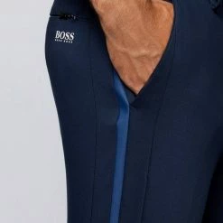 Boss Jogginghose »Jogginghose Keen Pixel« Schwarz (001), Dunkelblau (410) 14 Boss Jogginghose »Jogginghose Keen Pixel« Schwarz (001), Dunkelblau (410) -Hugo Boss Verkäufe d282e302 edf2 5b83 ab4e 7060057b3cbc