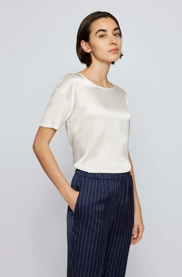 Boss T-Shirt »T-Shirt Esandy« Naturweiß (118), Schwarz (001) 4 Boss T-Shirt »T-Shirt Esandy« Naturweiß (118), Schwarz (001) – Bild 4